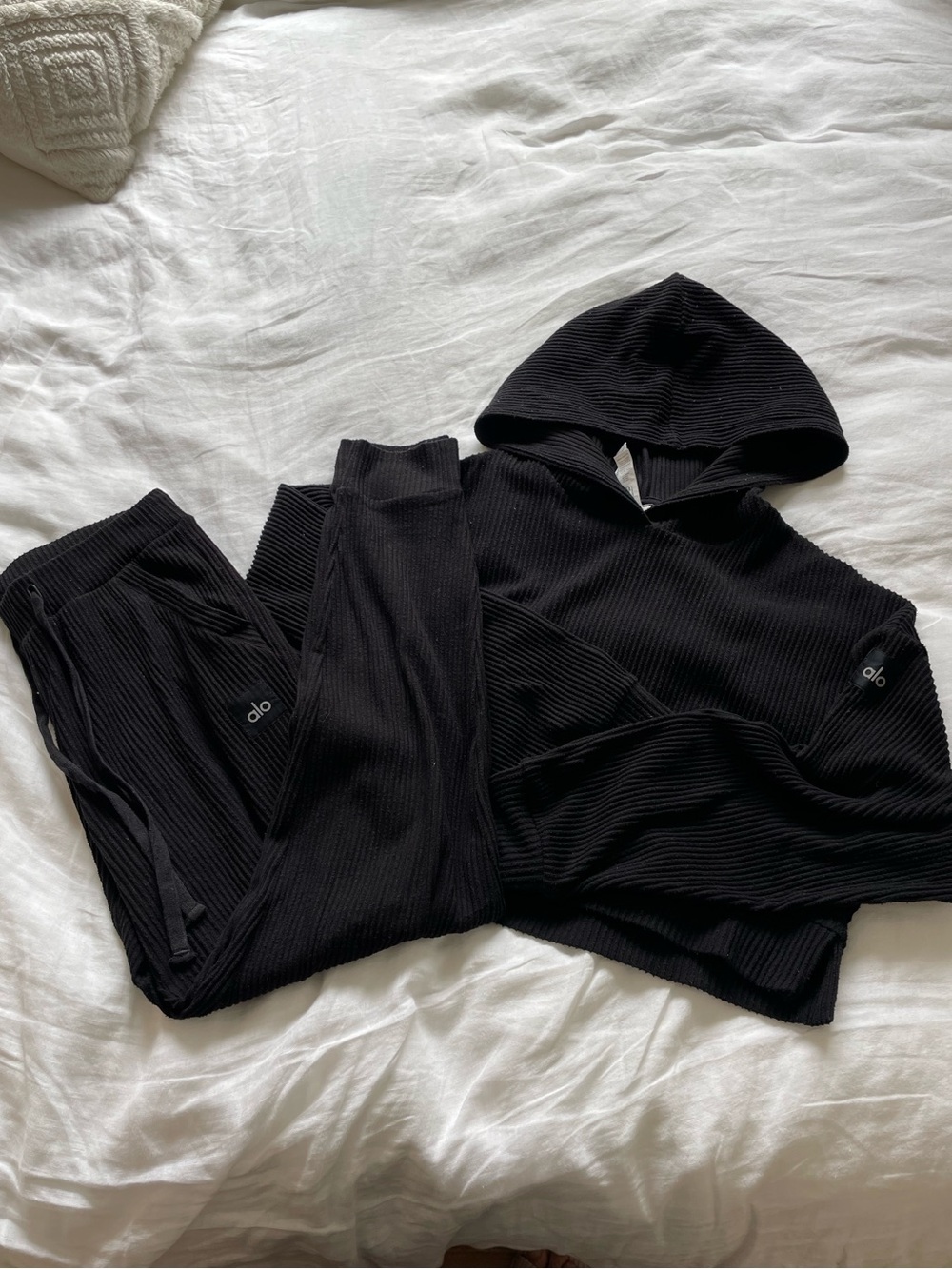Alo Muse Hoodie & Sweatpants Set